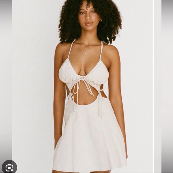 Sabo Skirt Dresses & Skirts - Sabo Skirt backless kobi dress.  BNWT